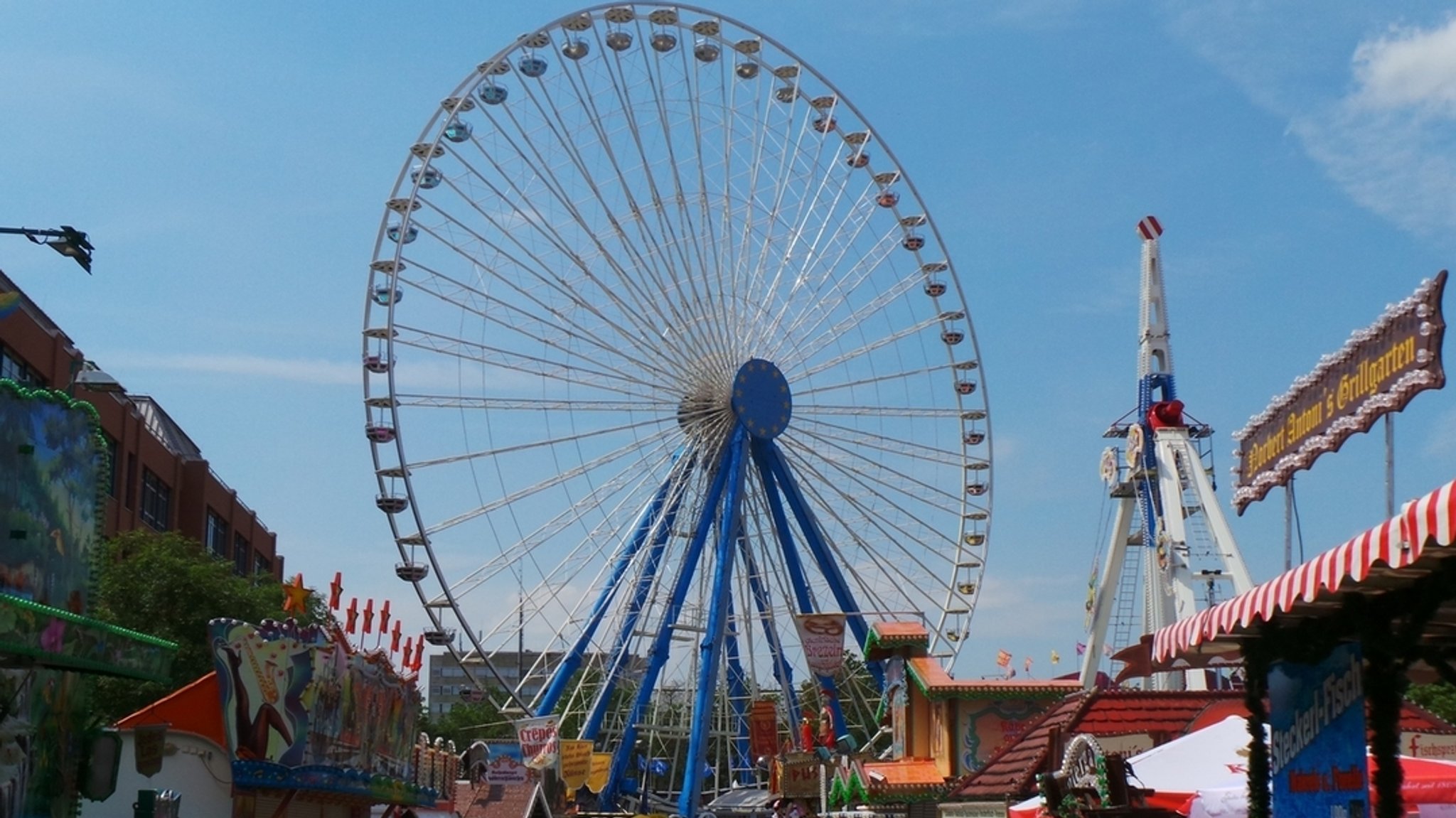 Archivbild von Kiliani auf der Würzburger Talavera, wo auch das Frühjahrsvolksfest stattfinden soll.