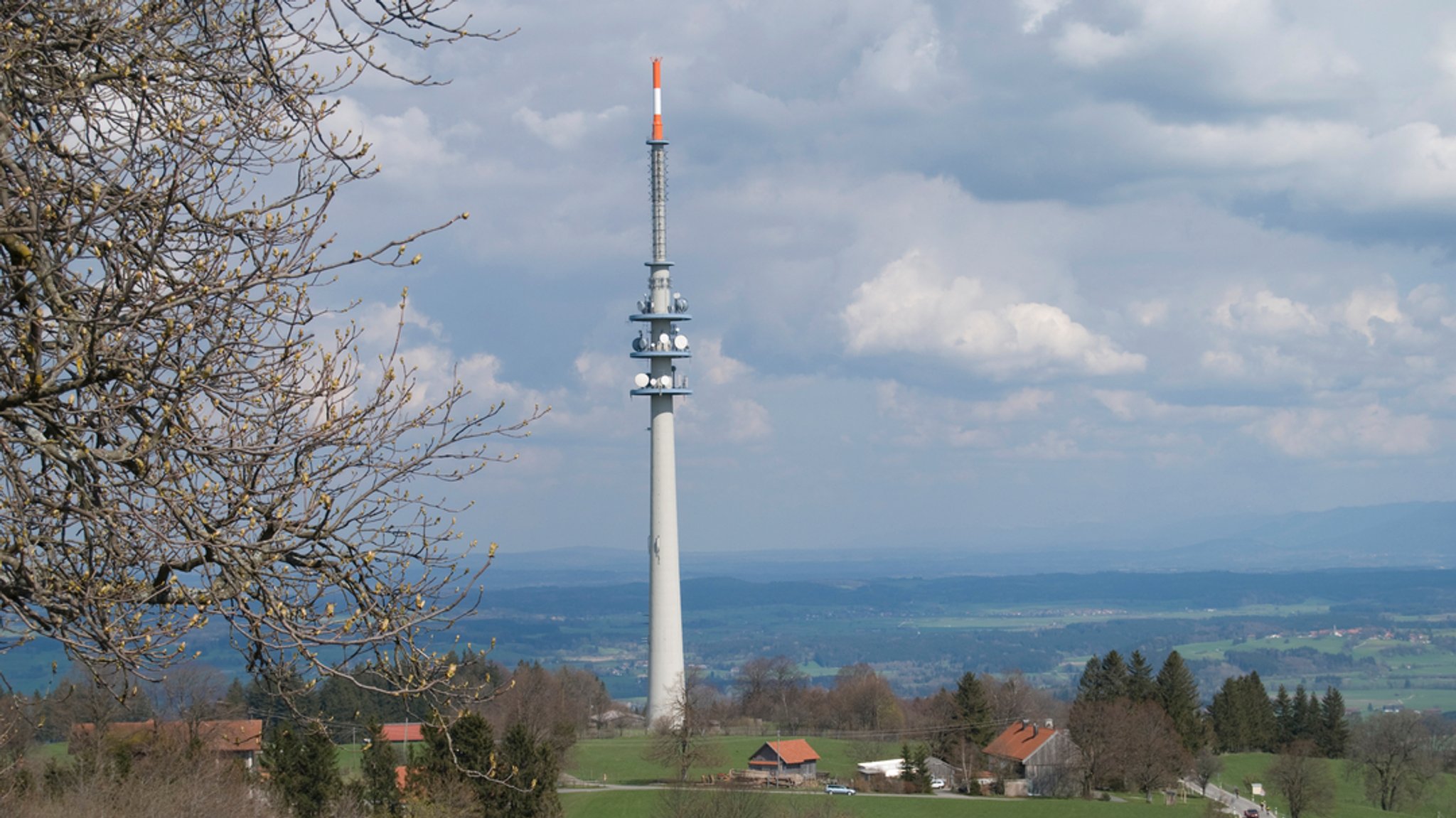 Blick auf den Sender Hohenpeißenberg