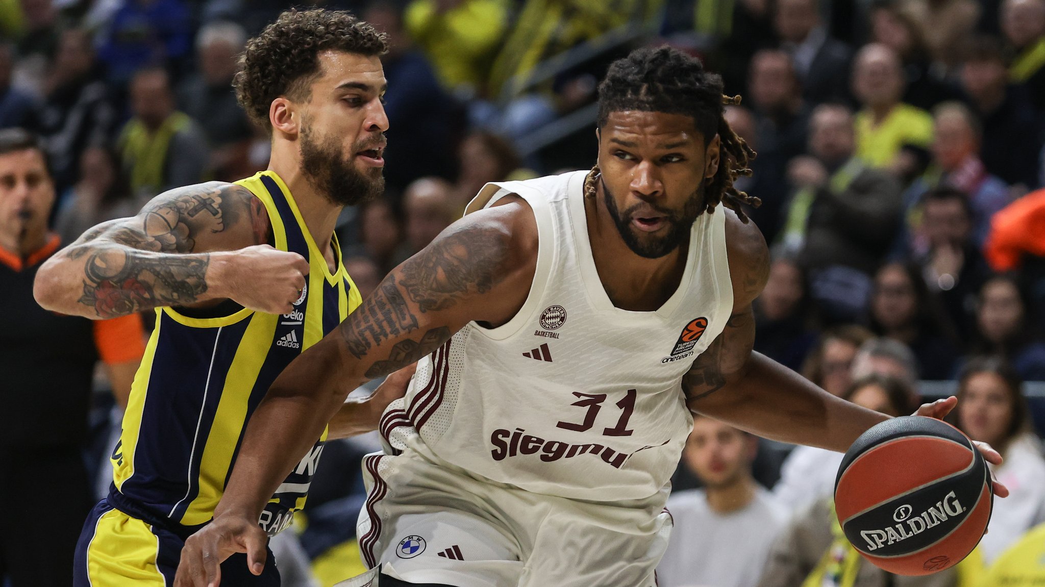 Spielszene Fenerbahce Istanbul - FC Bayern Basketball