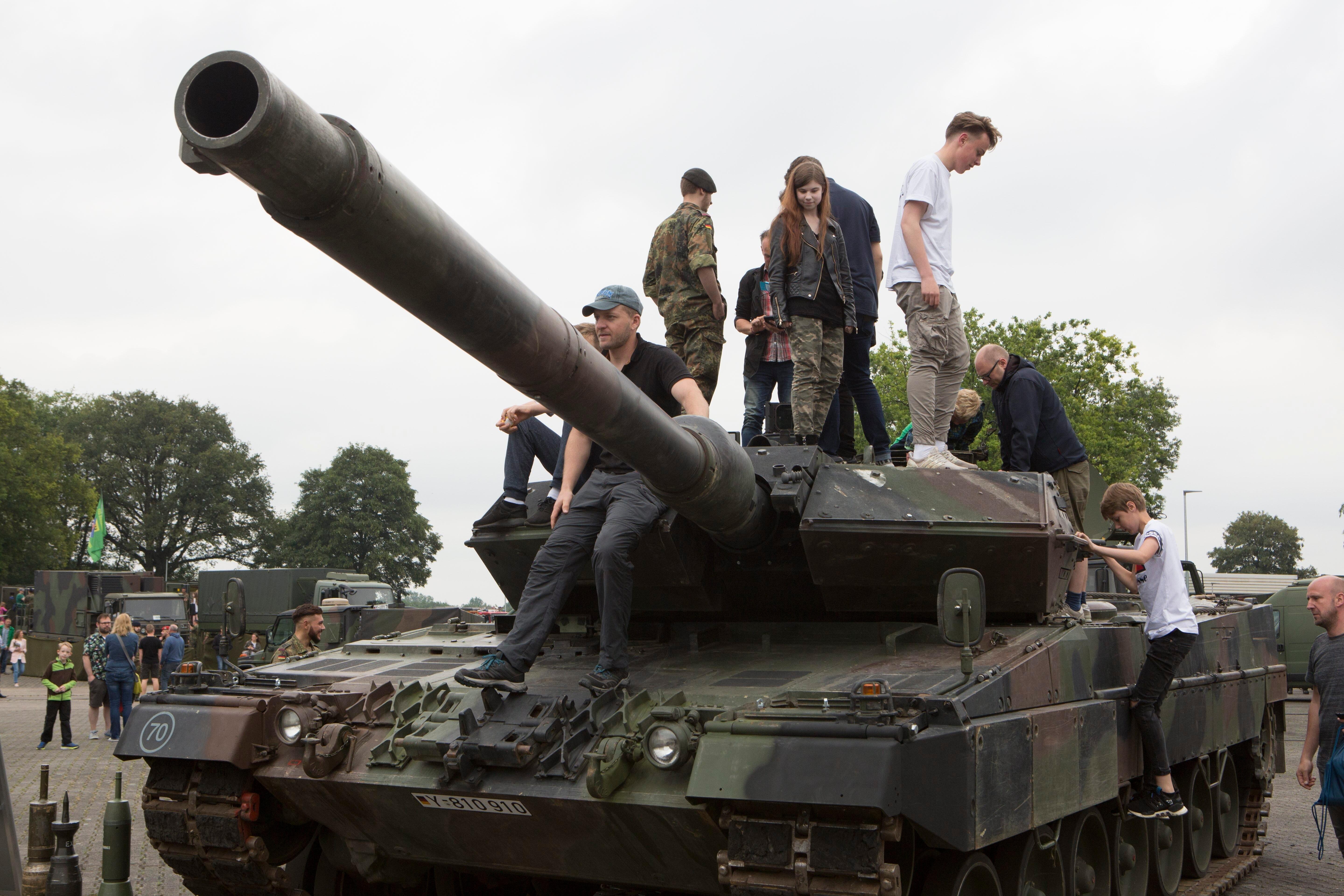 Wie viel Werbung soll oder darf die Bundeswehr bei Jugendlichen machen? Tag der offenen Tür bei der Bundeswehr in Münster 2019. 