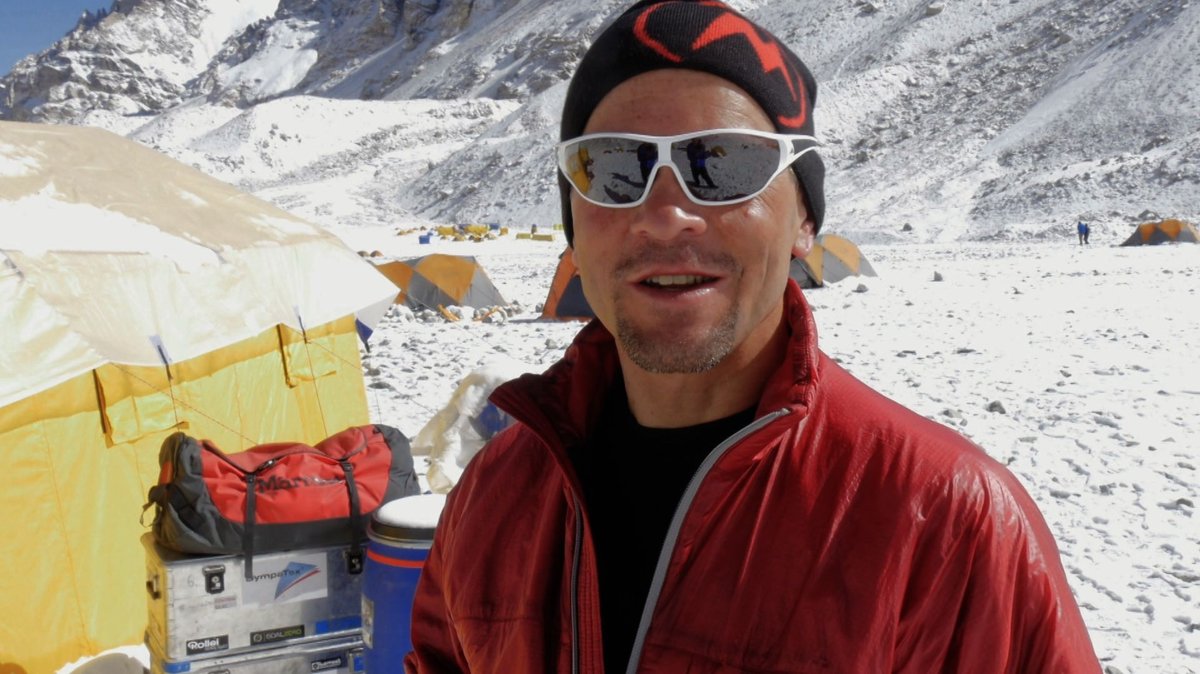 Extrem-Bergsteiger Luis Stitzinger bei einer Mount-Everest-Expedition im Jahr 2015