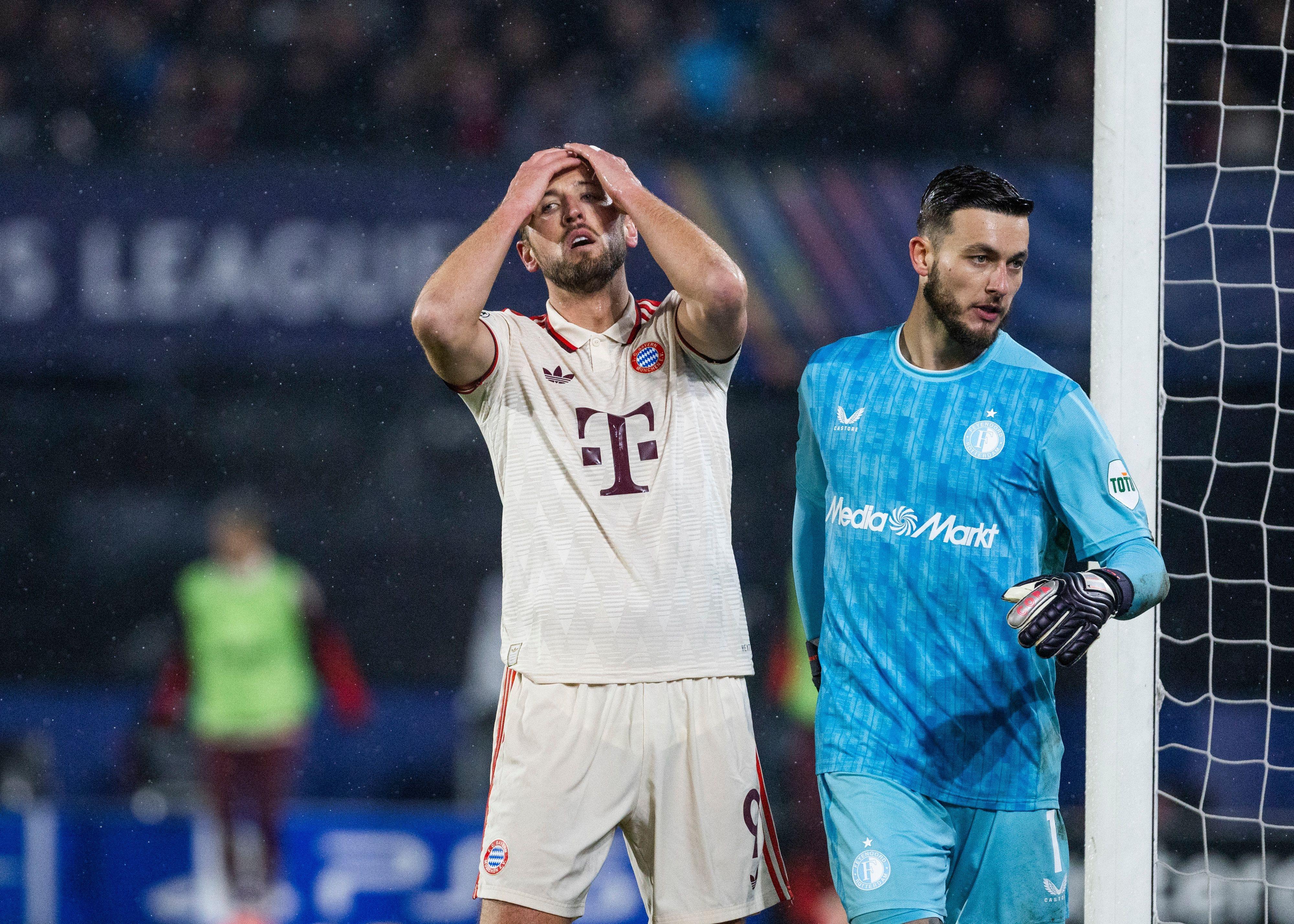 Harry Kane (links) verzweifelt an Justin Bijlow