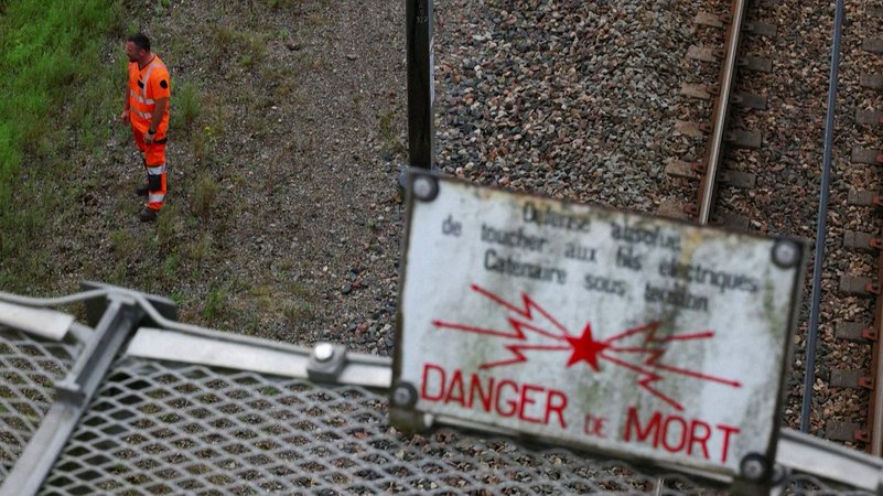 Bahn-Sabotage - Massiver Angriff auf französisches Zugnetz | Bild: BR Bahn-Sabotage - Massiver Angriff auf französisches Zugnetz