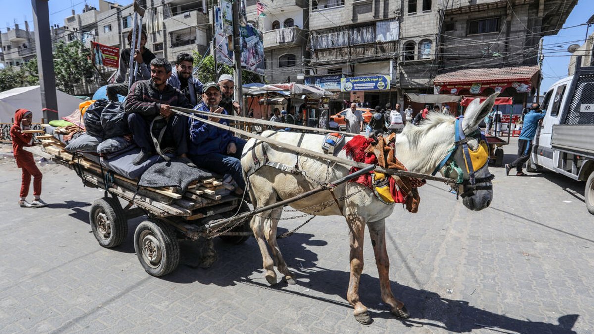Bereits rund 80.000 Menschen sind bereits aus der Stadt Rafah geflohen