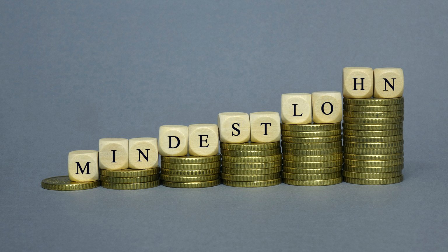  DGB sieht Mindestlohn 2026 bei mindestens 13,90 Euro 