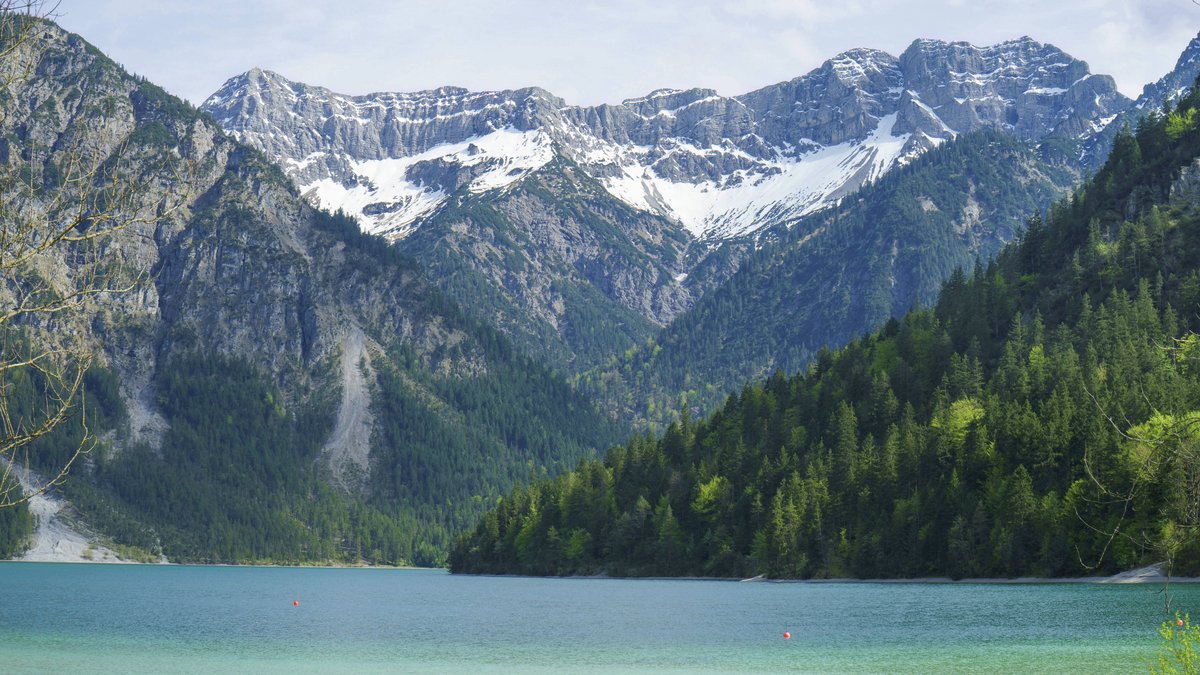 Toter in Tiroler Bergen wohl vermisster deutscher Wanderer