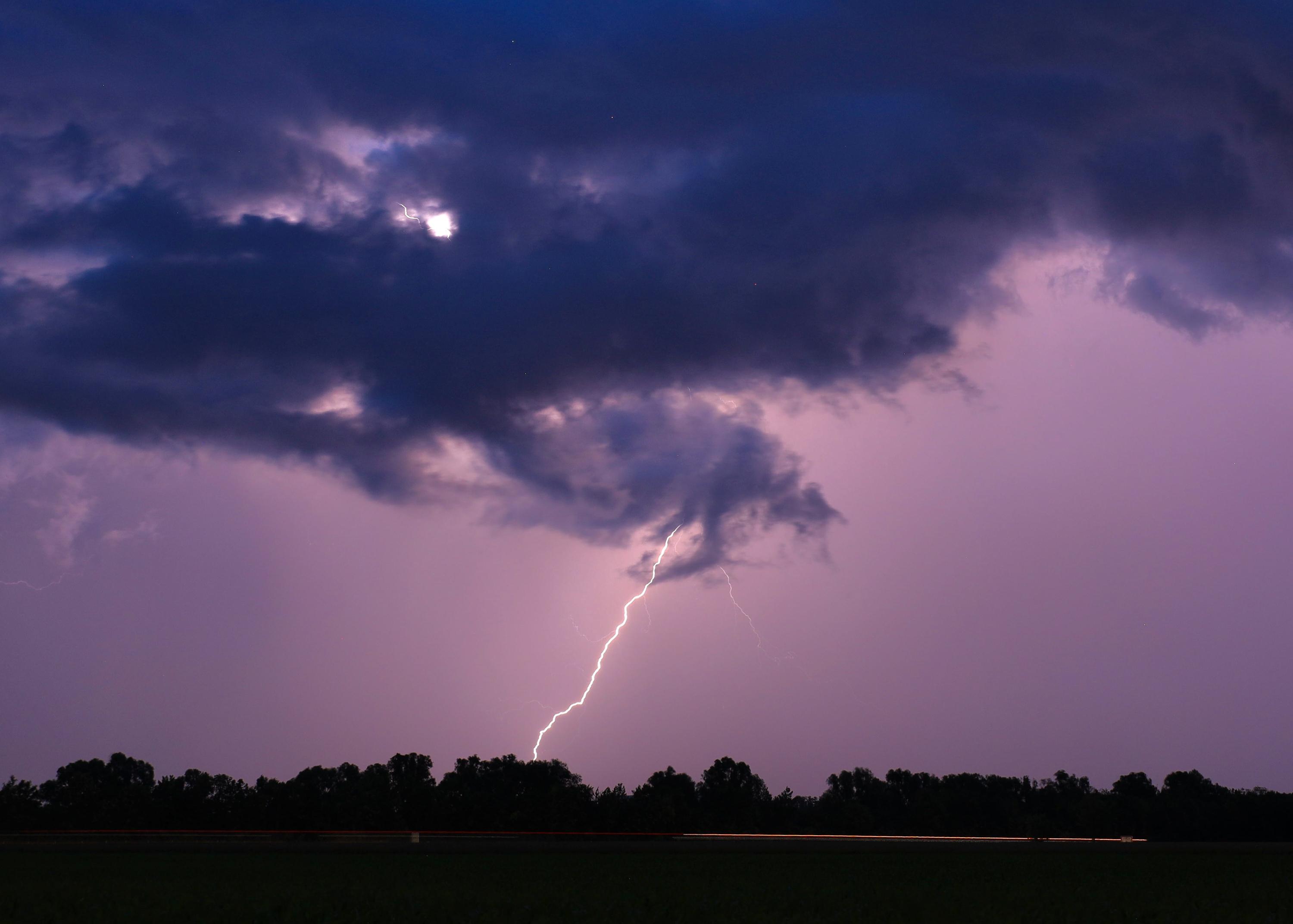 Überflutungen Und Hagelmassen Bei Unwetter In Bayern | BR24