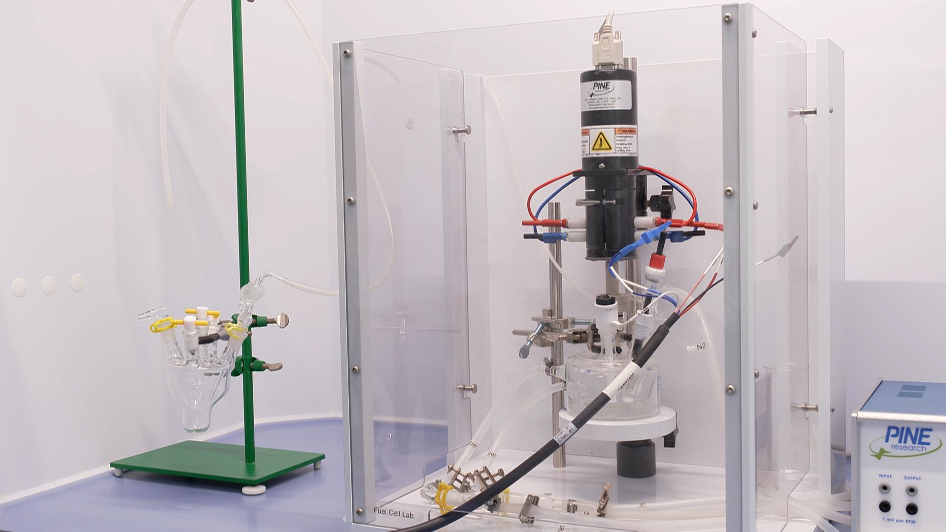 Brennstoffzellen für Lkw: Neues Forschungslabor eröffnet
