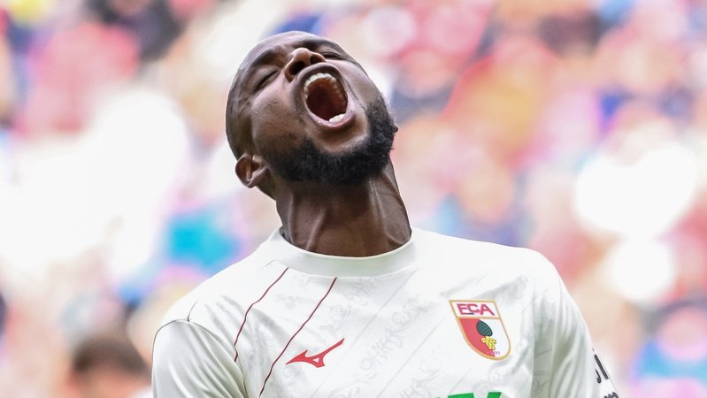 FC Augsburg - FC St. Pauli | Bild: dpa-Bildfunk/Harry Langer FC Augsburg - FC St. Pauli