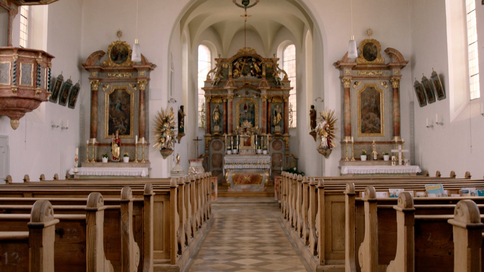 Die im Herbst drohende Energie-Knappheit zwingt auch die Kirchen zum Sparen. (Symbolbild)