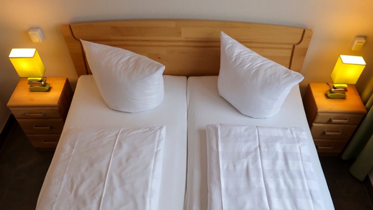 Bettensteuer bleibt in Bayern verboten: Was sagen die Städte?