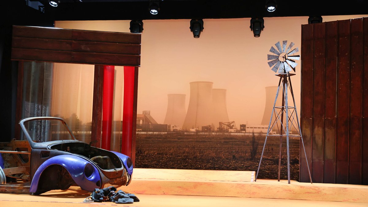 Ein Ausschnitt des Singspiel-Bühnenbilds