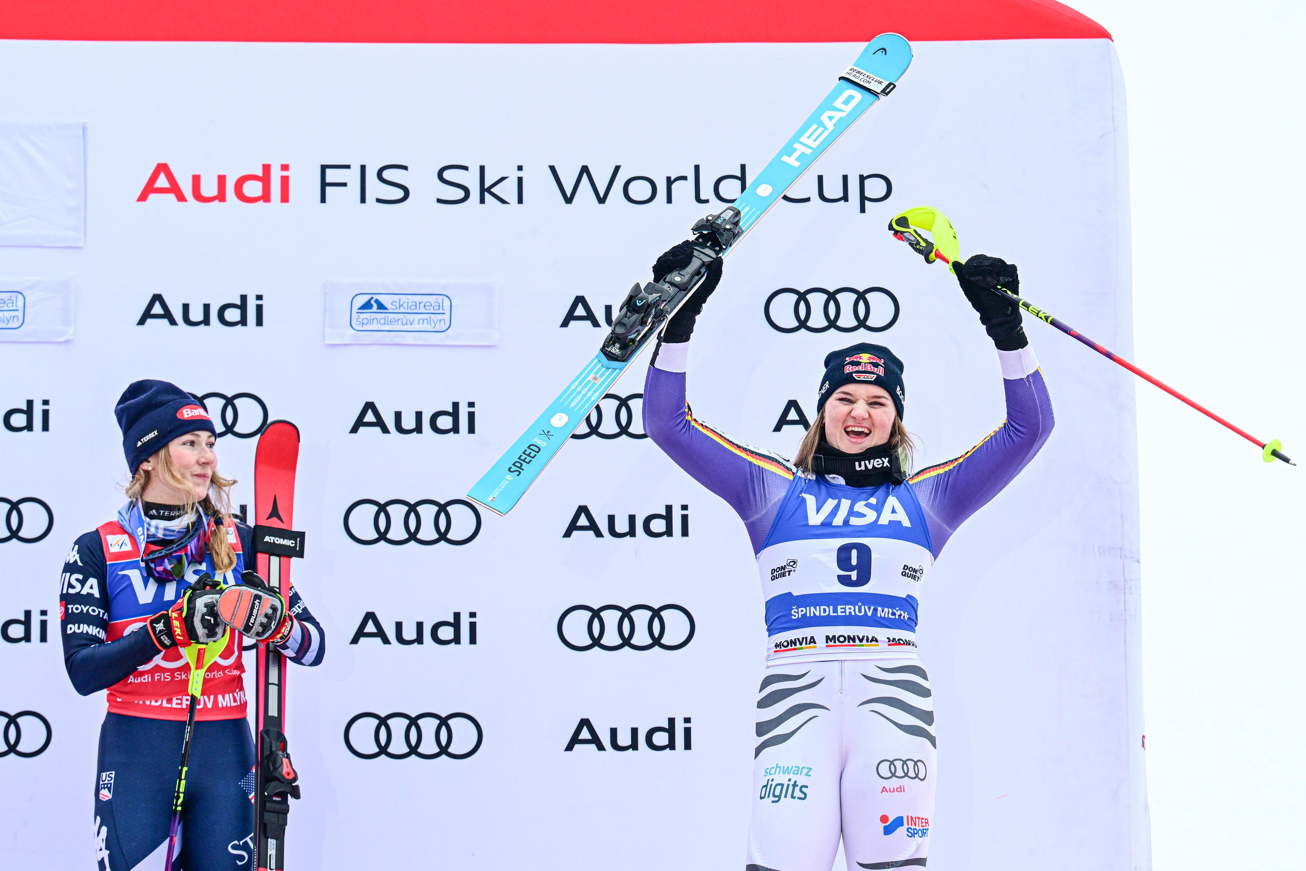 Zwei Ski-Stars: Mikaela Shiffrin (l.) und Emma Aicher | Bild:picture-alliance/dpa