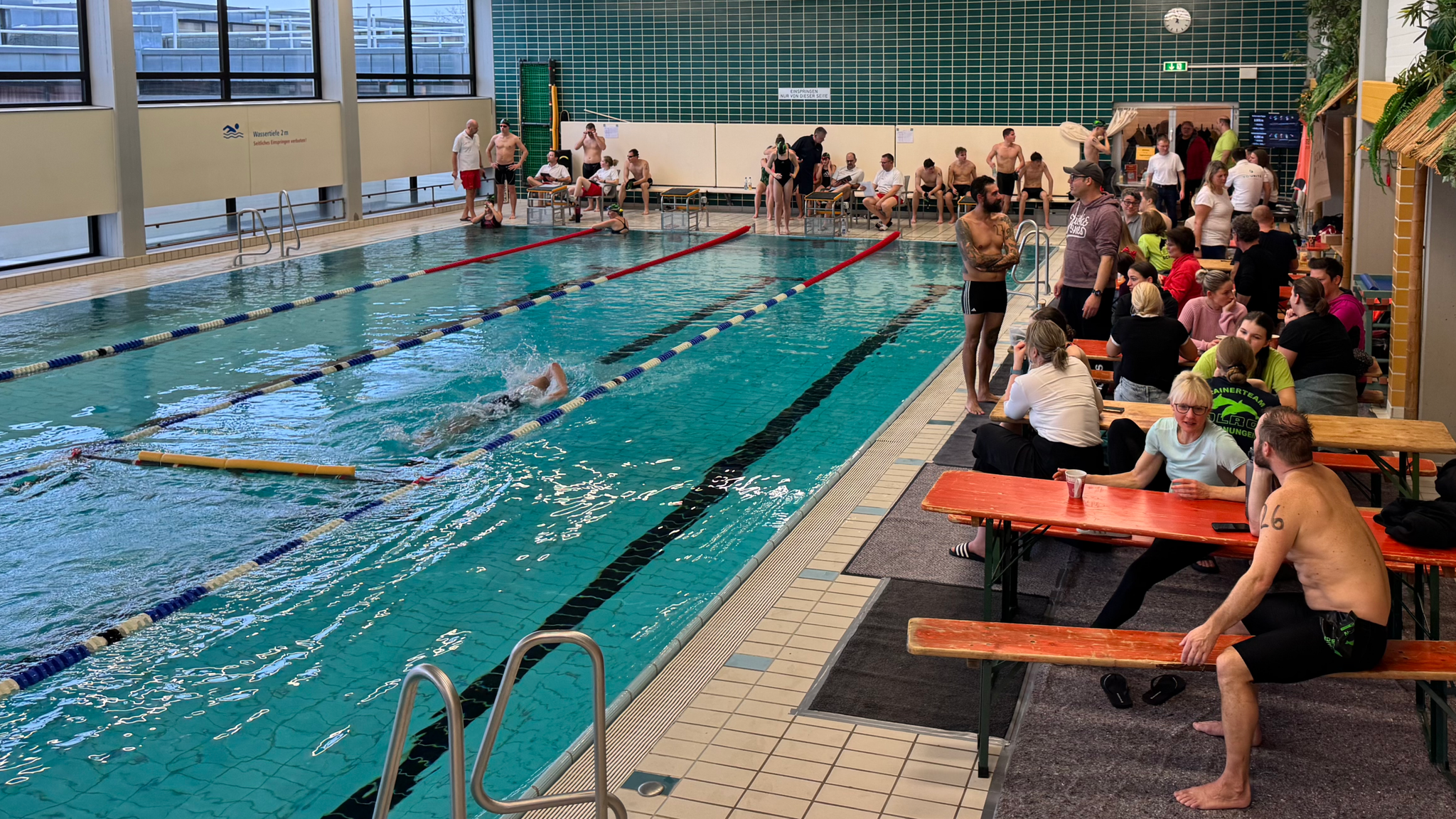 Die Jugend-Schwimmstaffel der DLRG Schonungen