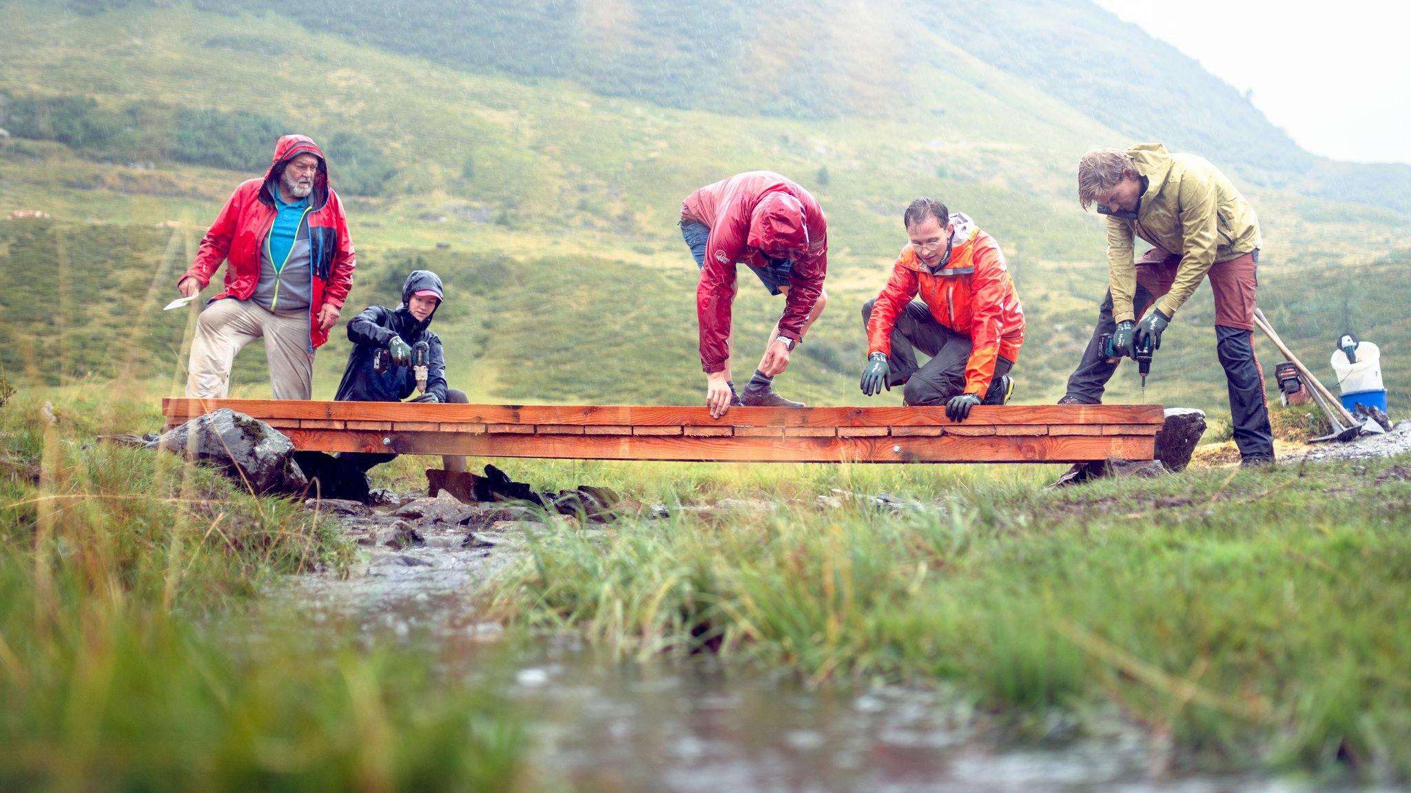 Neue Wege beim Wegebau: Wie sich Alpenvereine behelfen