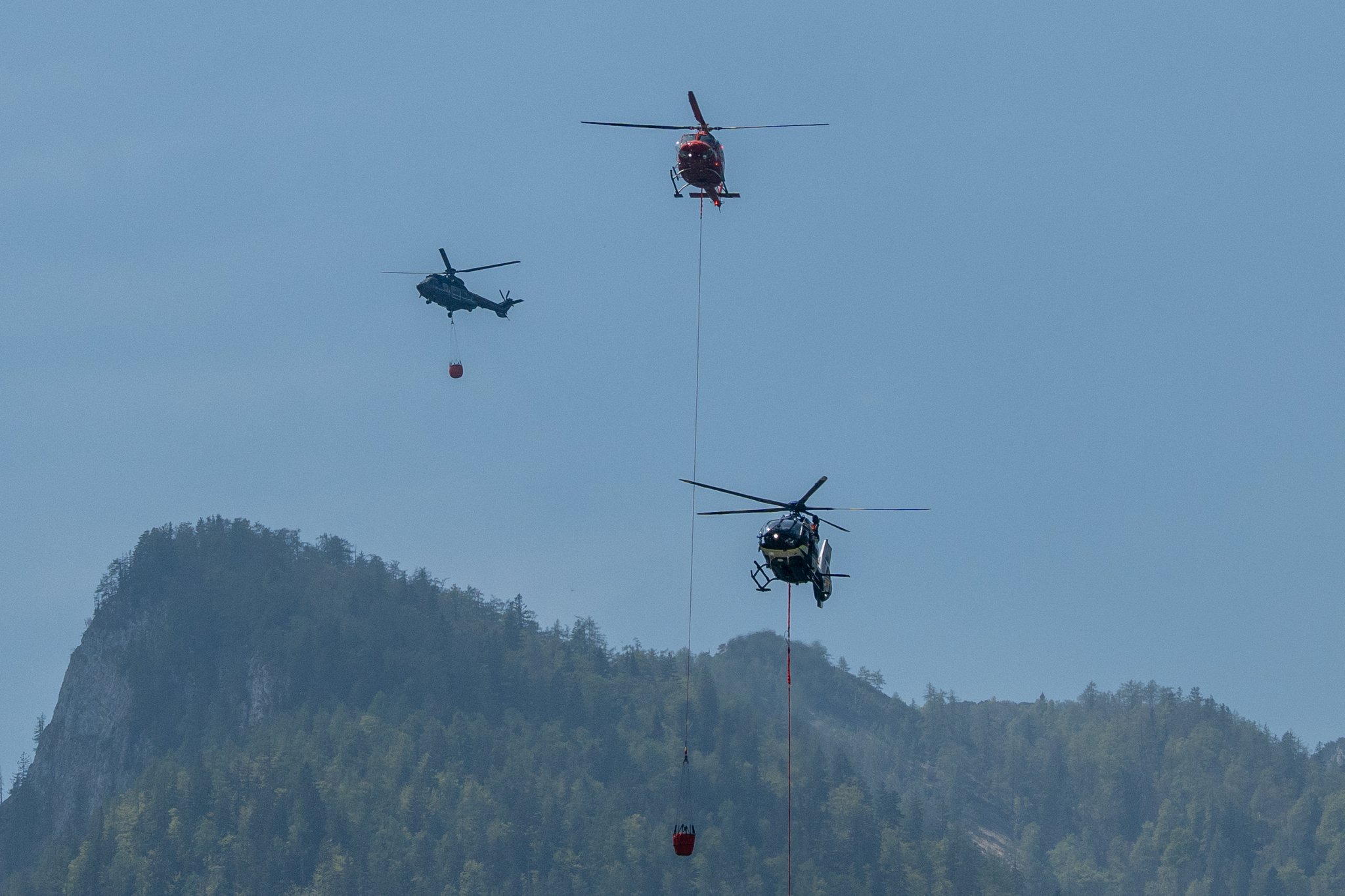 Bundeswehr löscht aus der Luft