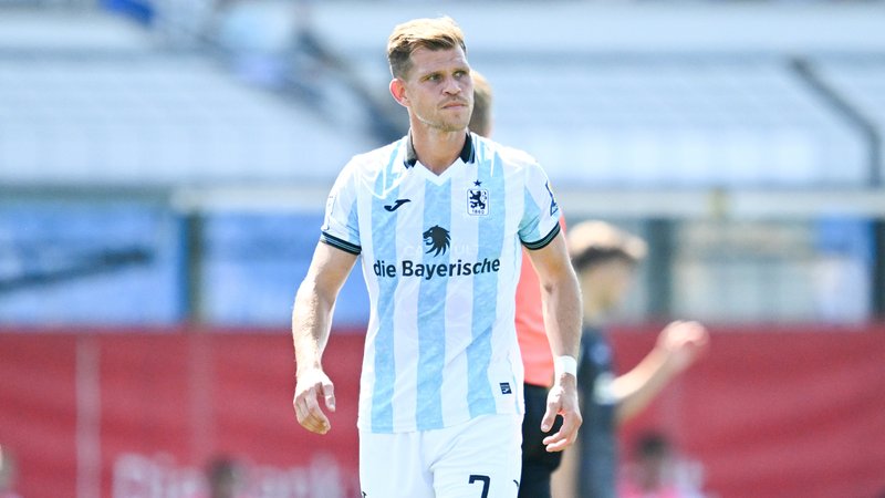 Florian Niederlechner | Bild: picture alliance / osnapix / Michael Titgemeyer | Michael Titgemeyer Florian Niederlechner