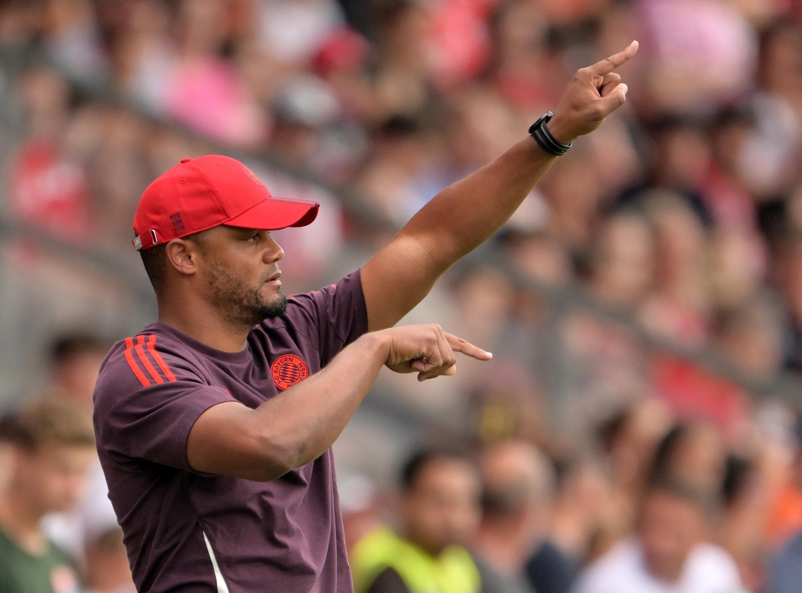 13.08.2024, Bayern, Unterhaching: Fußball: Testspiele, FC Bayern - WSG Tirol, Alpenbauer Sportpark. FC Bayern München Trainer Vincent Kompany. 