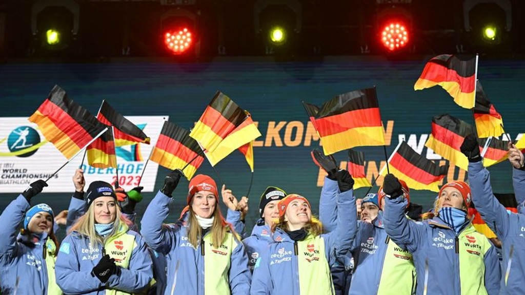 Deutsche Mannschaft bei der Eröffnung der Biathlon-WM in Oberhof
