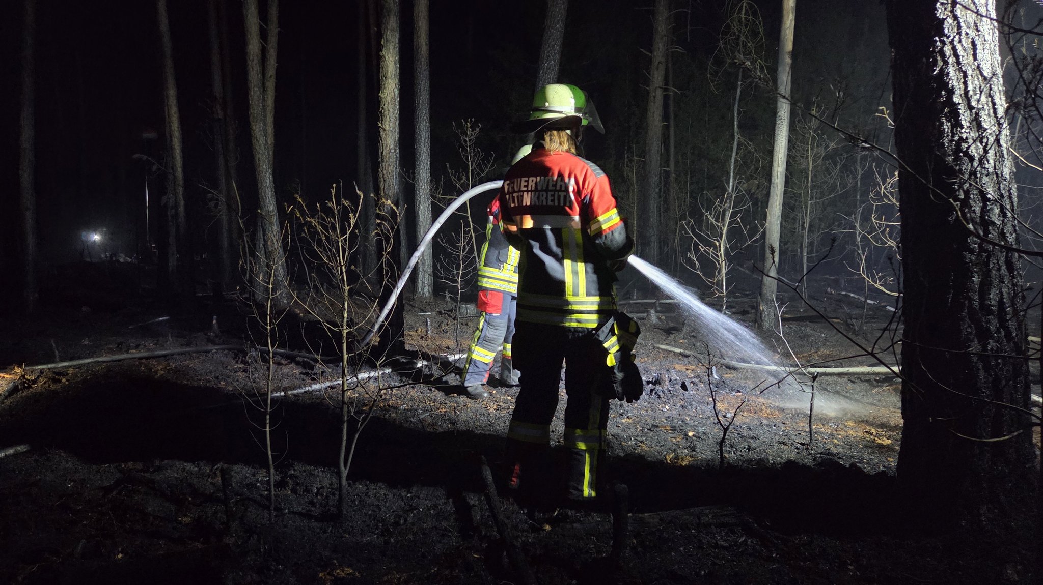 Waldbrand im Landkreis Cham – 12.000 Quadratmeter in Flammen