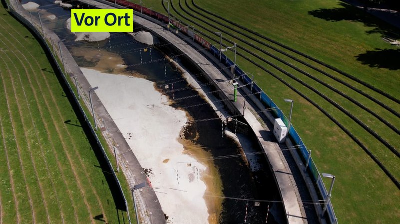 Der fast trockene Olympia-Eiskanal in Augsburg von oben. | Bild: BR Der fast trockene Olympia-Eiskanal in Augsburg von oben.