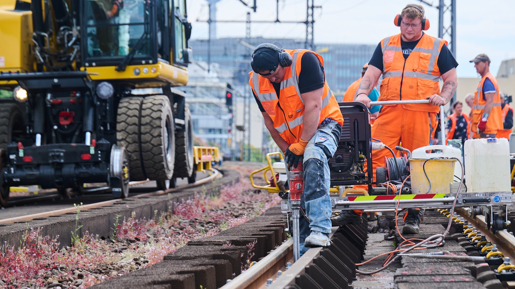 Bahn will Schienennetz mit Milliardenaufwand sanieren