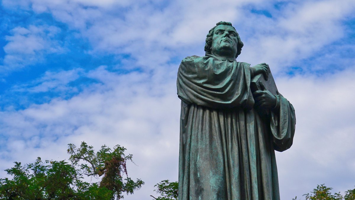 Statue von Reformator Martin Luther. 