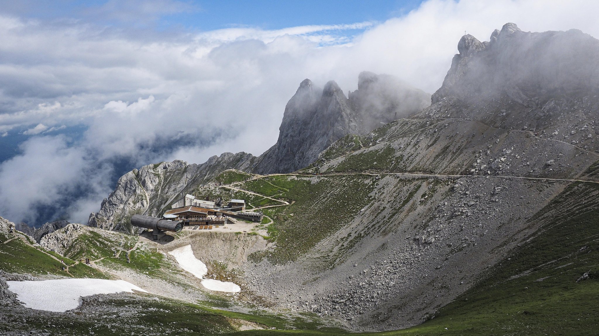 Tödlicher Bergunfall: 76-Jähriger stürzt im Karwendel ab