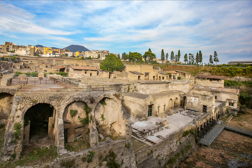 Ruinen in der antiken Stadt Herculaneum- Skelett-Funde verraten neue Details über den Ausbruch des Vesuv