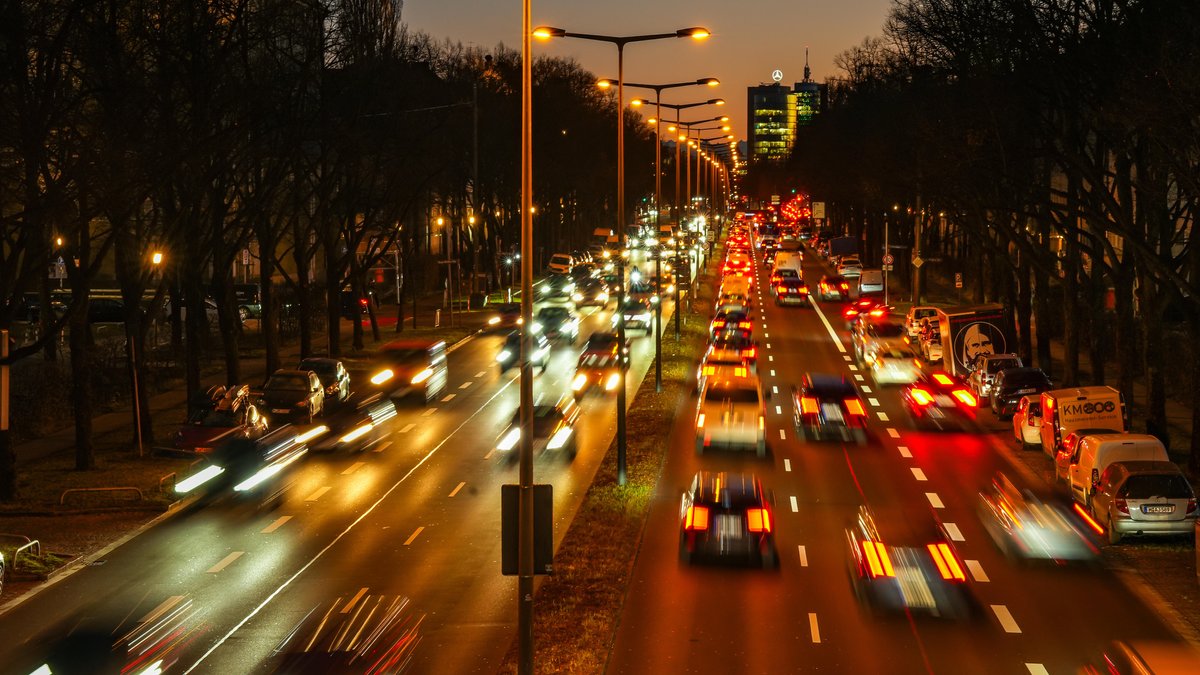 München: OB ordnet Aufhebung von Tempo 30 am Mittleren Ring an