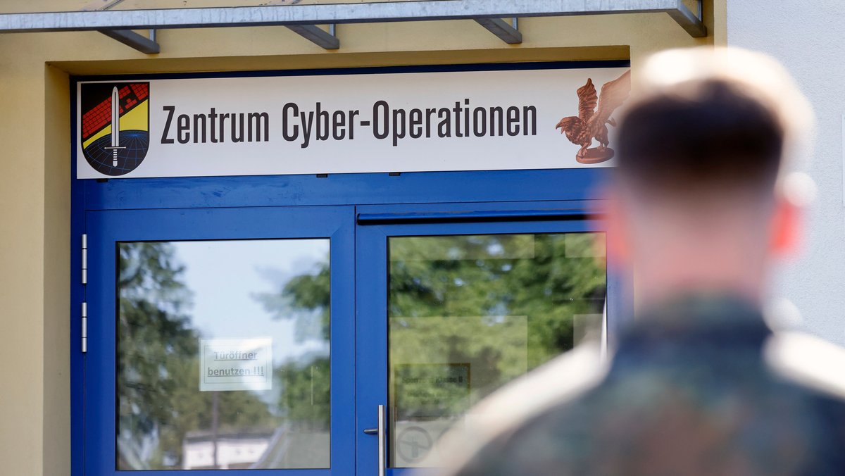Fernmelder und "Cyber-Krieger" bei der Bundeswehr