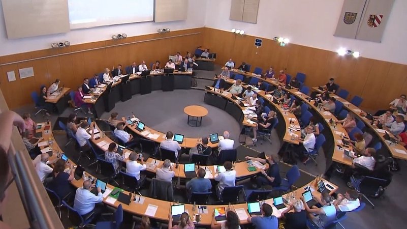 Sitzungssaal des Nürnberger Stadtrats | Bild: BR Sitzungssaal des Nürnberger Stadtrats