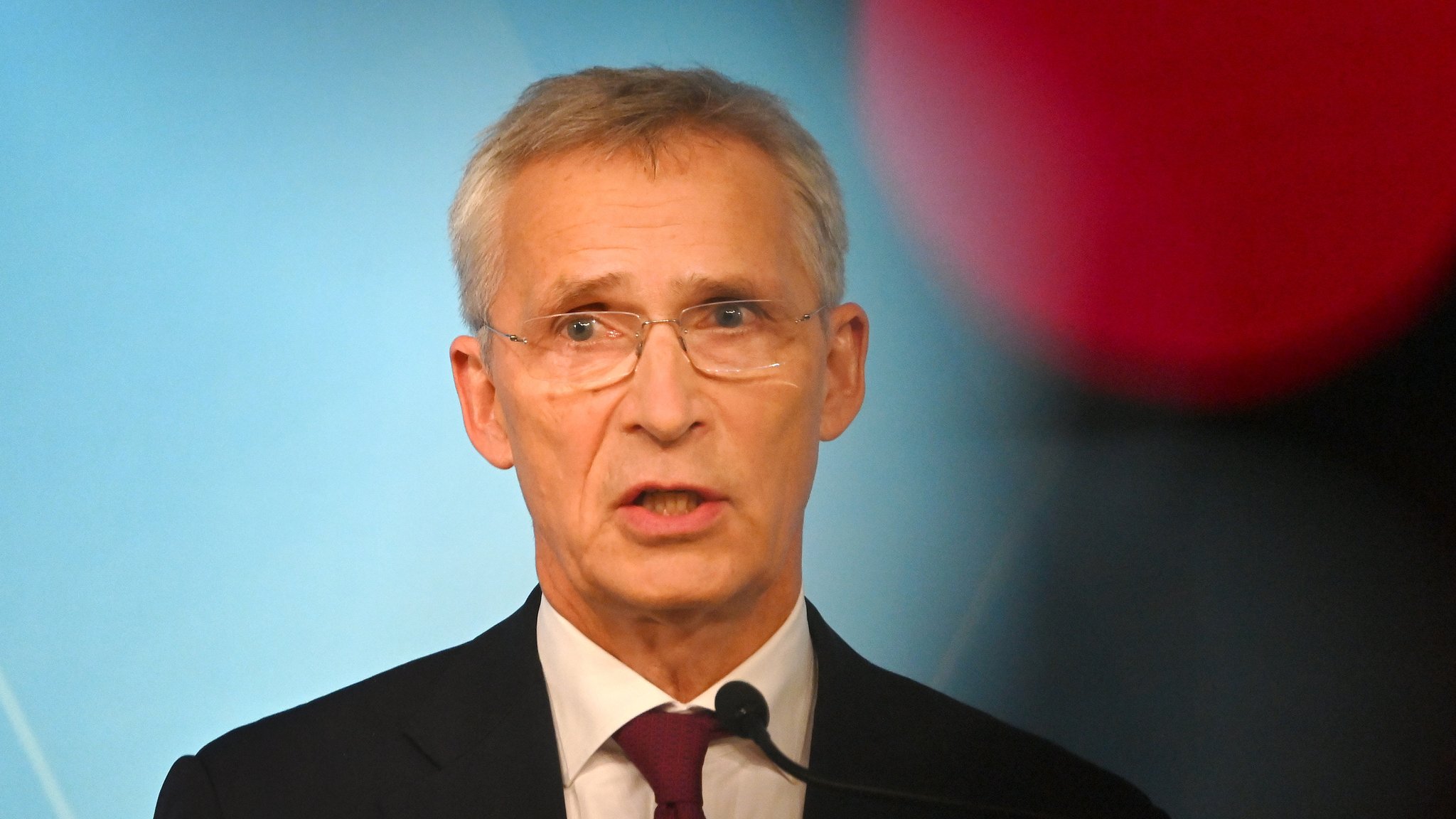 Jens Stoltenberg, der Leiter der Münchner Sicherheitskonferenz im Prinz Carl Palais in München.