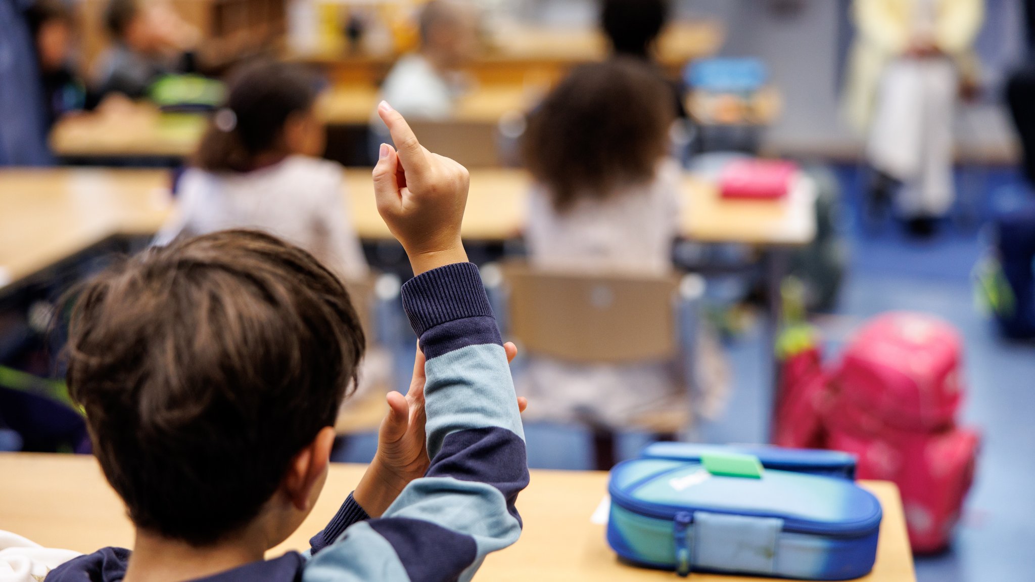 Schüler einer zweiten Klasse | Bild: picture alliance / dpa | Matthias Balk Schüler einer zweiten Klasse