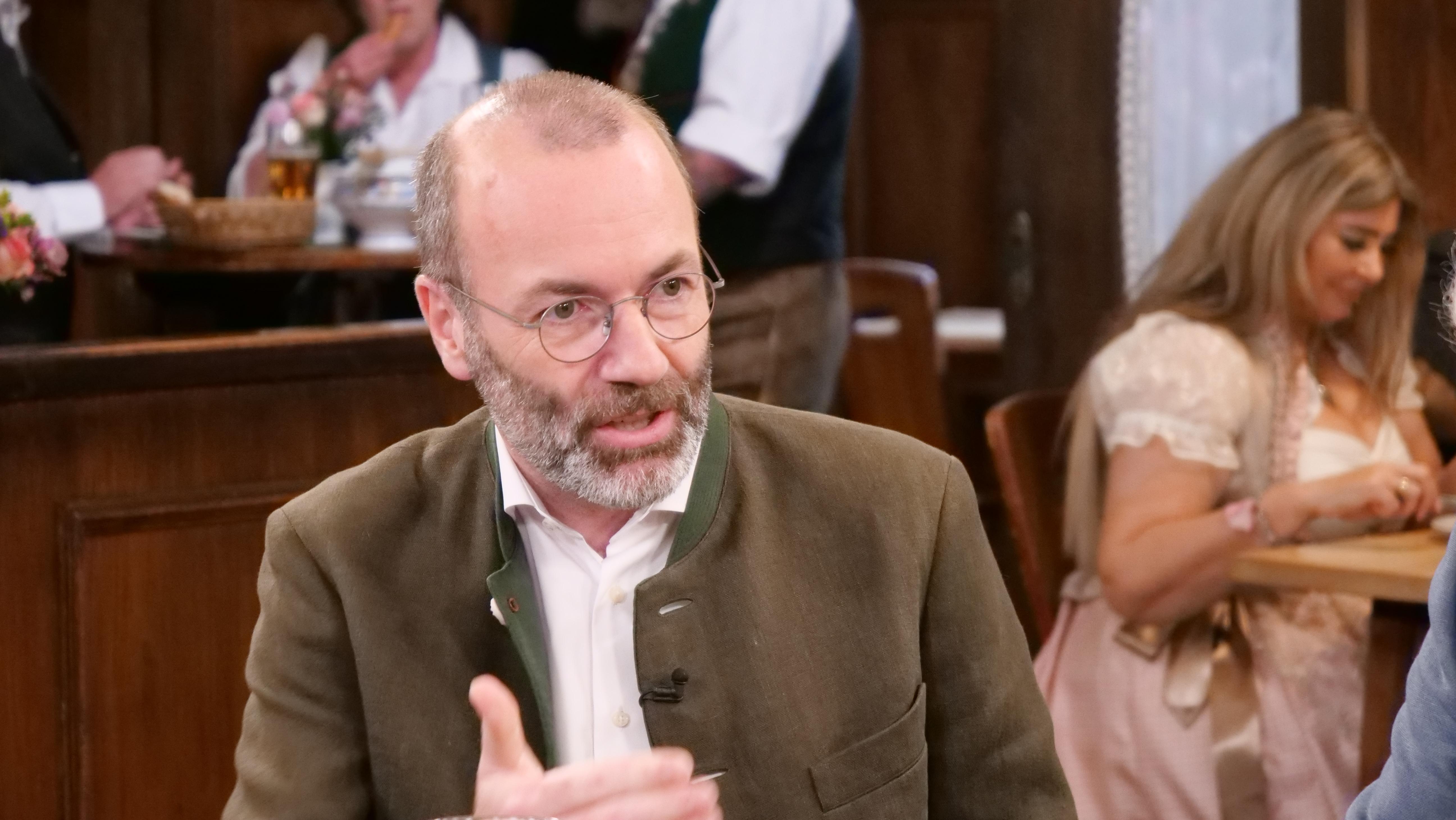 EVP-Chef Manfred Weber am BR Sonntags-Stammtisch