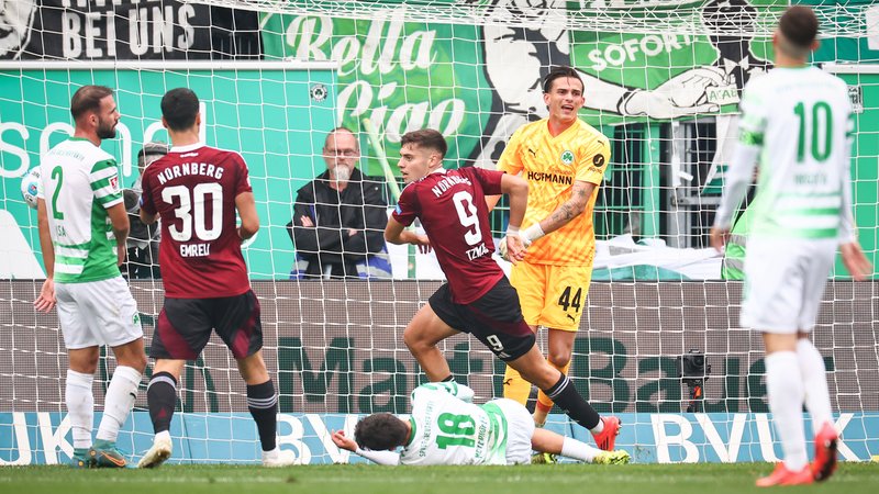 Im Hinspiel durfte nur der 1. FC Nürnberg jubeln. | Bild: picture-alliance / dpa Im Hinspiel durfte nur der 1. FC Nürnberg jubeln.