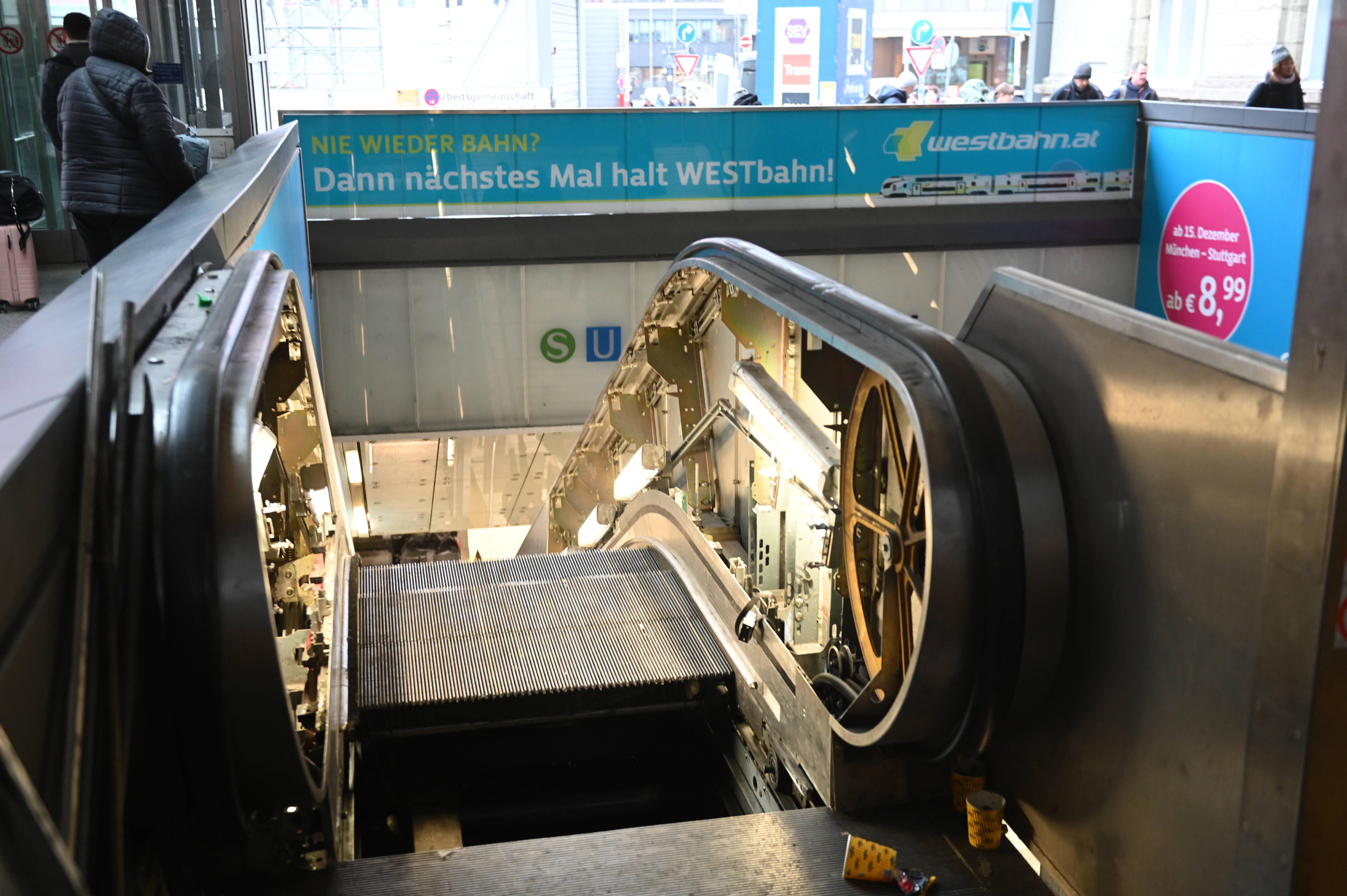 Nicht benutzbare Rolltreppe am Münchner Hauptbahnhof (Symbolbild)