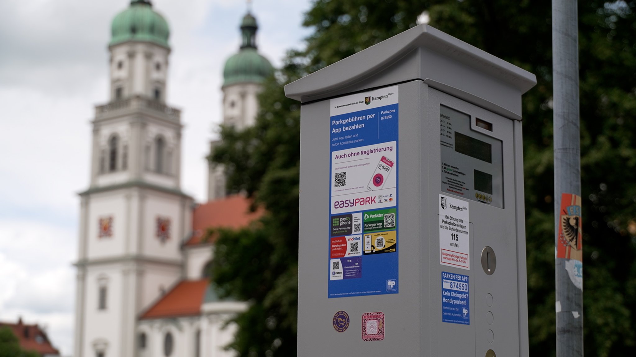 Die Stadt Kempten will ihr Parksystem modernisieren und digitalisieren. | Bild: BR/ Michael Frick Die Stadt Kempten will ihr Parksystem modernisieren und digitalisieren.