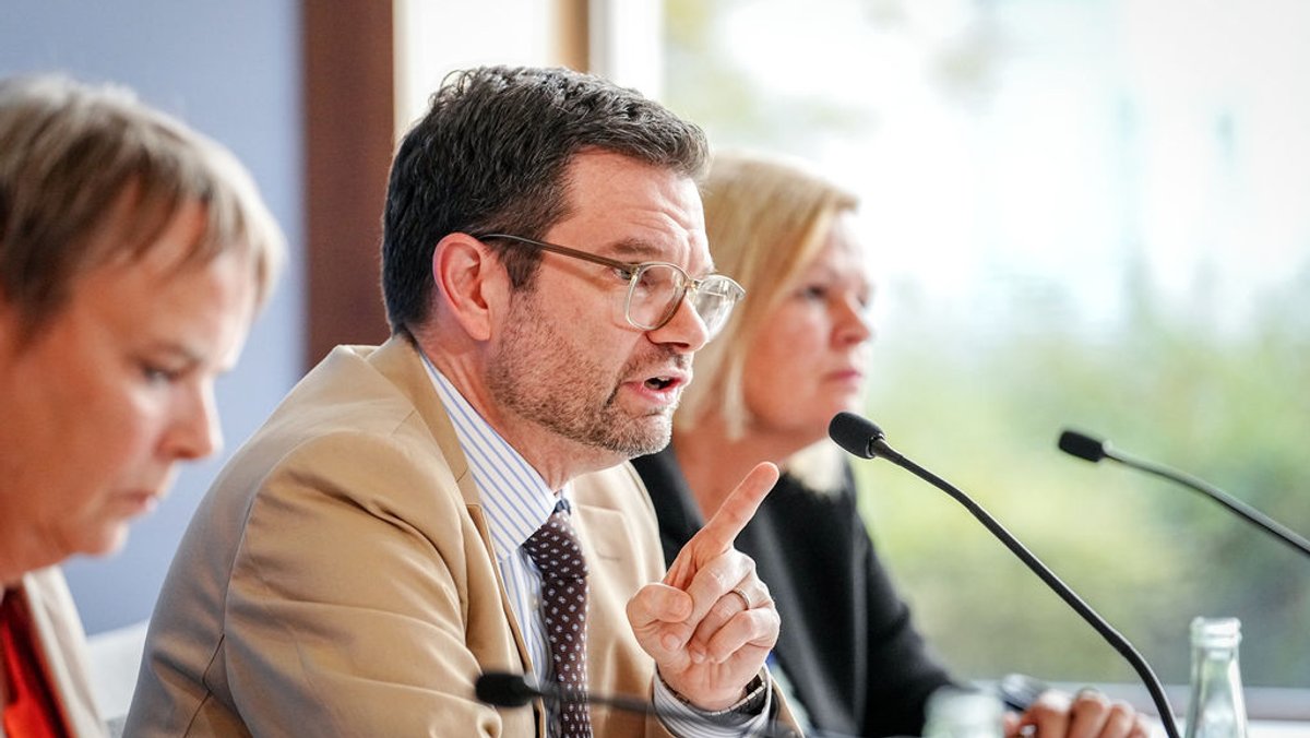 Sicherheitspaket: Regierung legt Gesetzentwurf vor