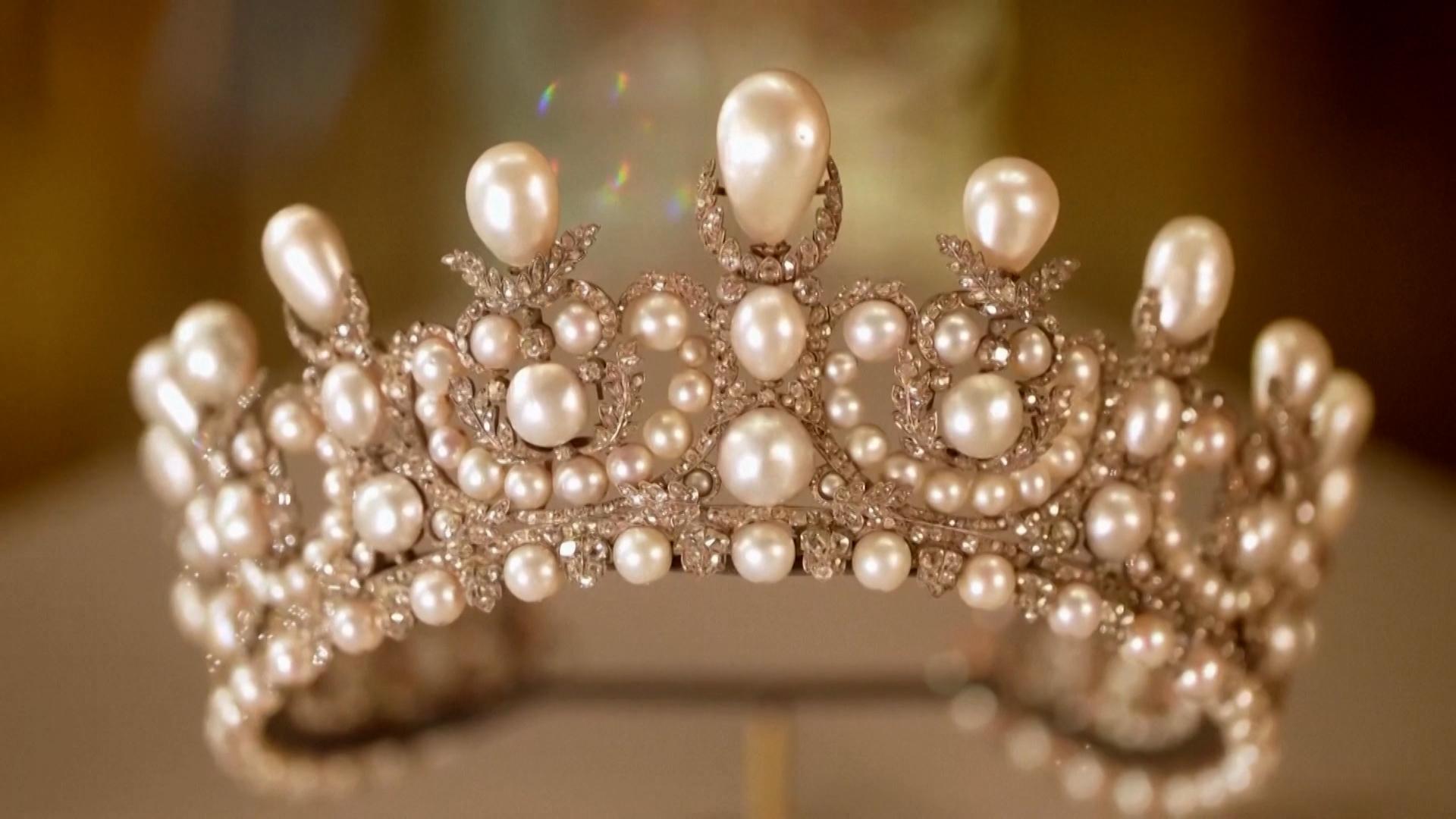 Eines der beim Louvre-Raub gestohlenen Schmuckstücke