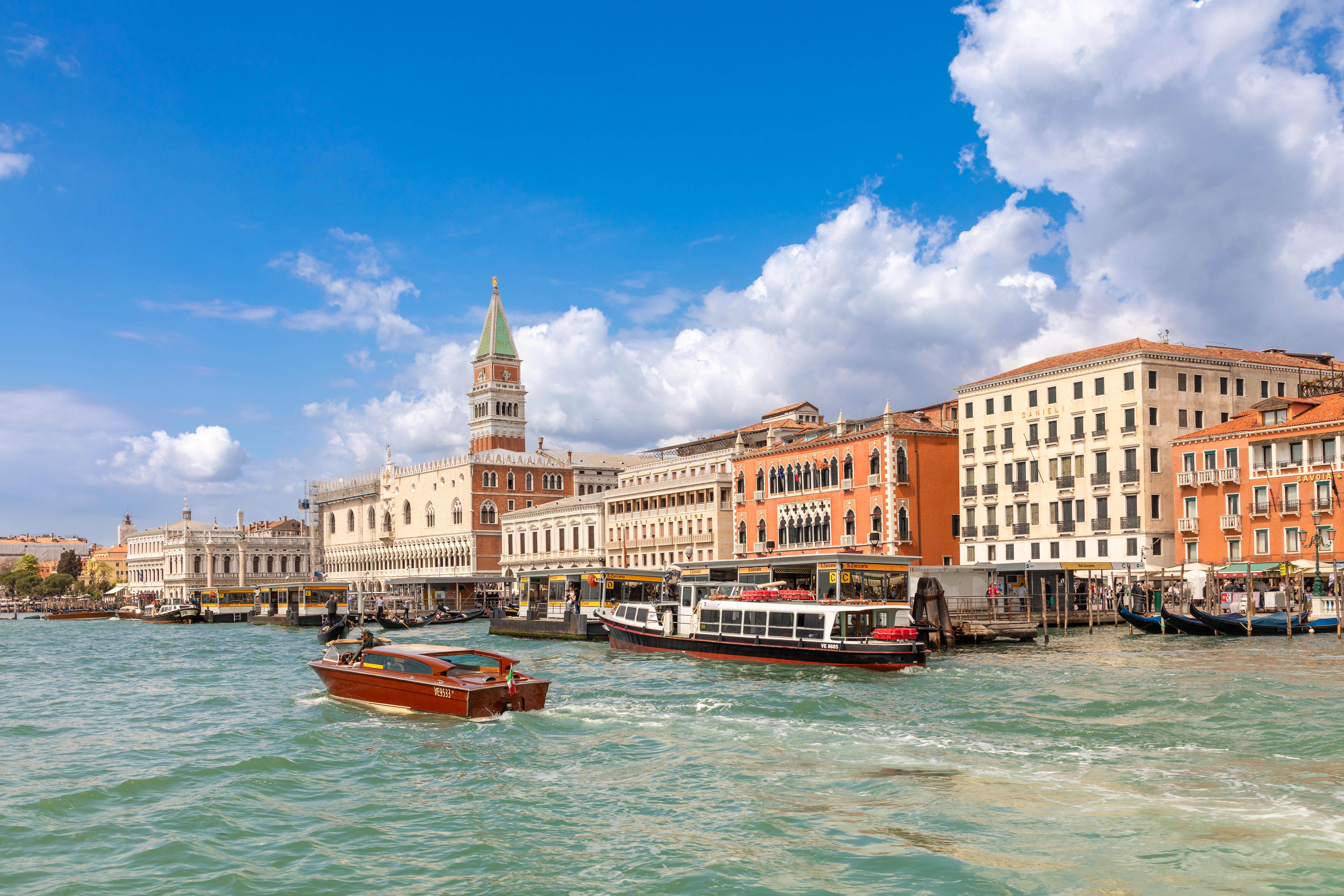 Venedig verlangt von Tagesbesuchern bald Eintritt - aber zunächst nur probeweise.