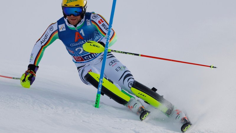 18.11.2023, Österreich, Gurgl: Ski alpin: Weltcup, Slalom, Herren, 1. Durchgang: Sebastian Holzmann aus Deutschland in Aktion. 