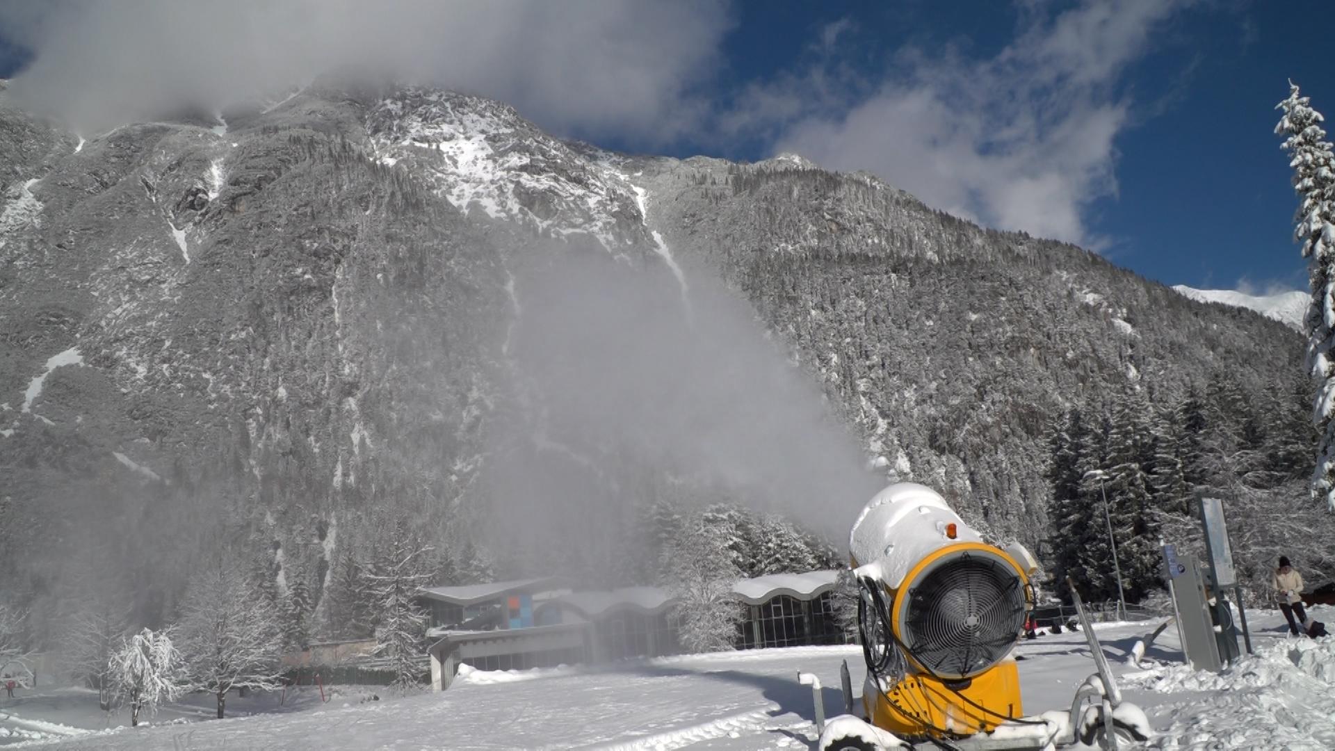 Die Region Seefeld will eine 100-Tage Schneegarantie anbieten, dafür wird viel investiert. 