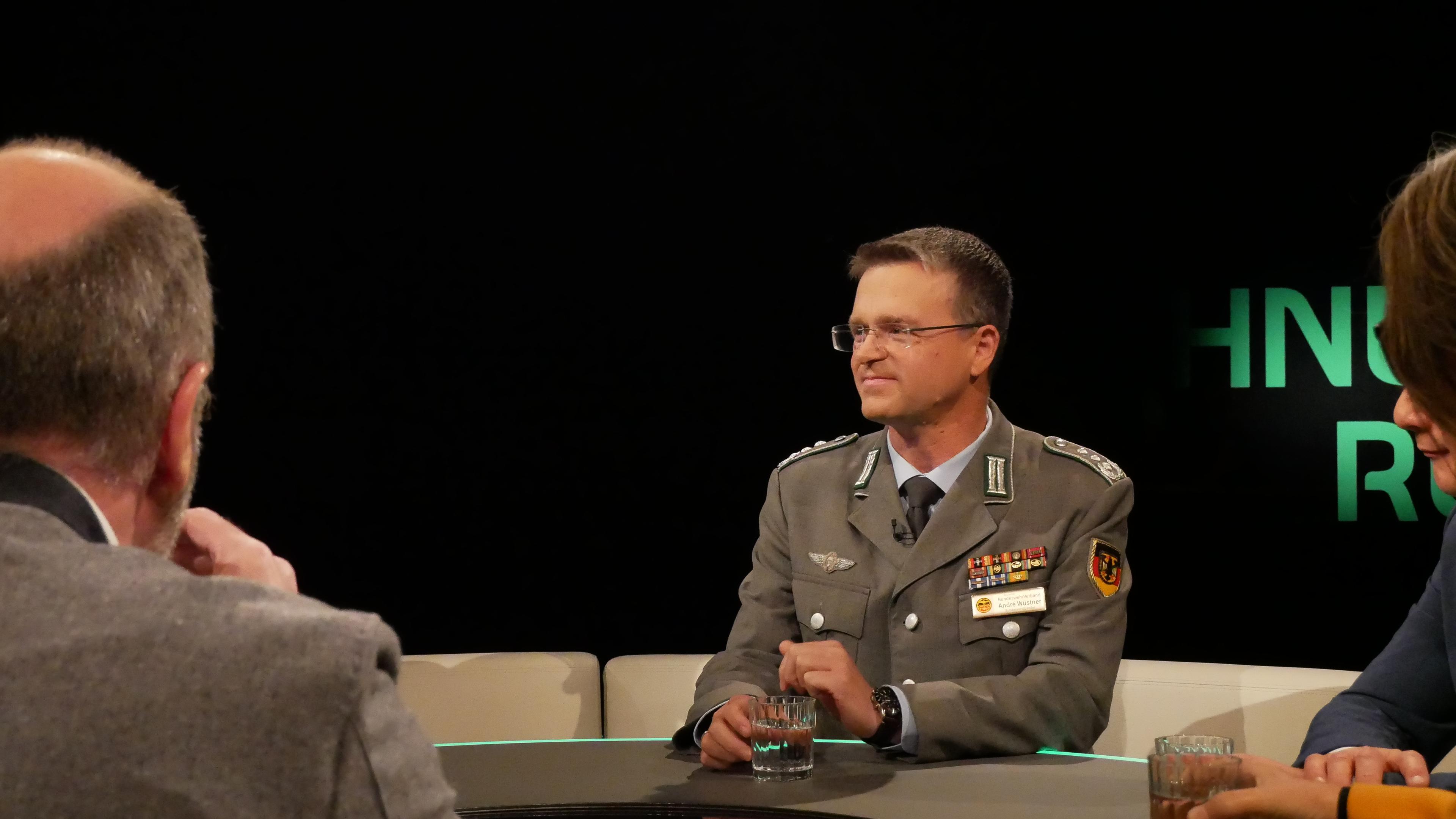 André Wüstner, Vorsitzender des Deutschen Bundesverbands, in der Münchner Runde