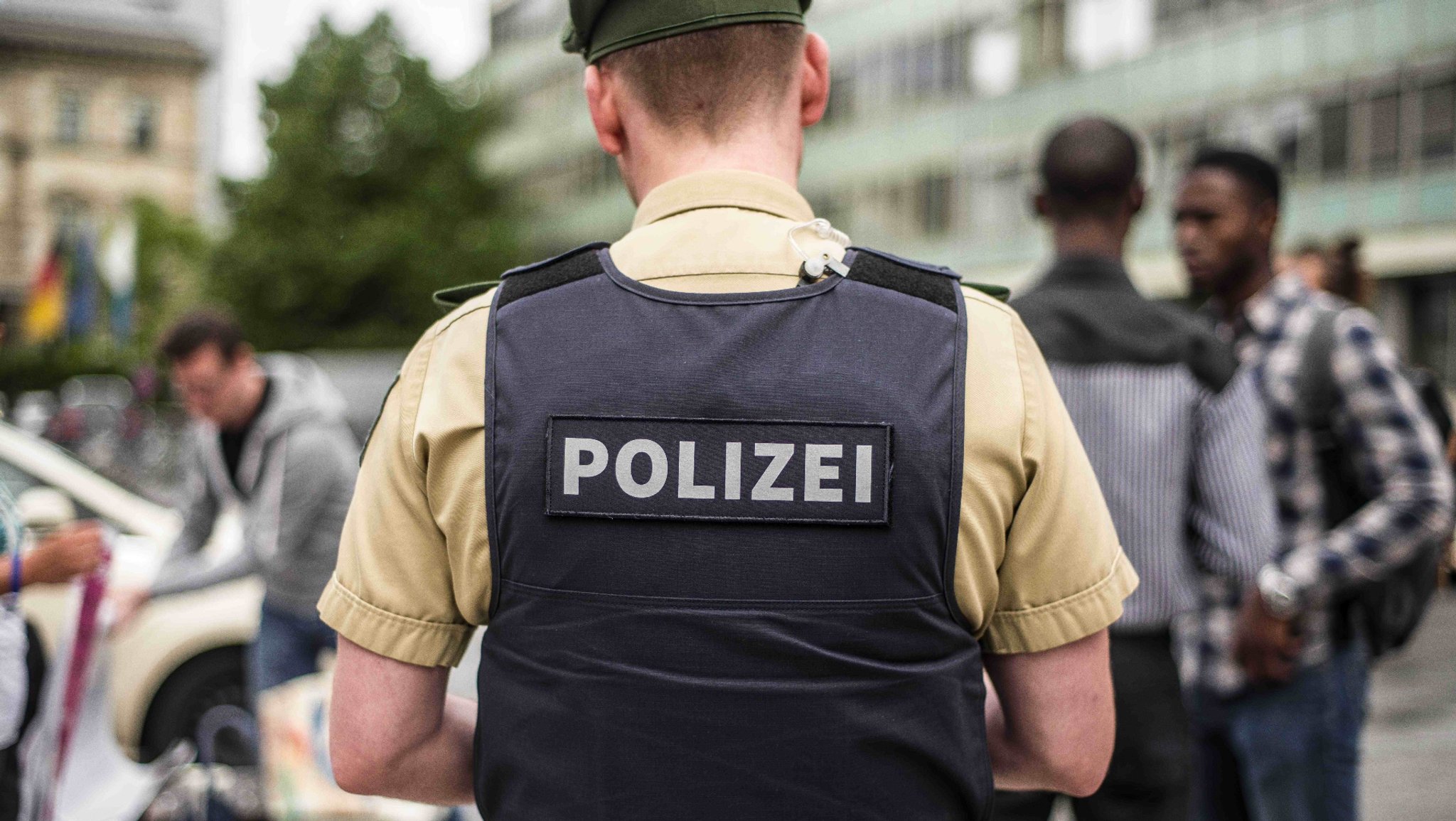 Wann fällt eine Personenkontrolle unter Racial Profiling und wann nicht? (Symbolbild)