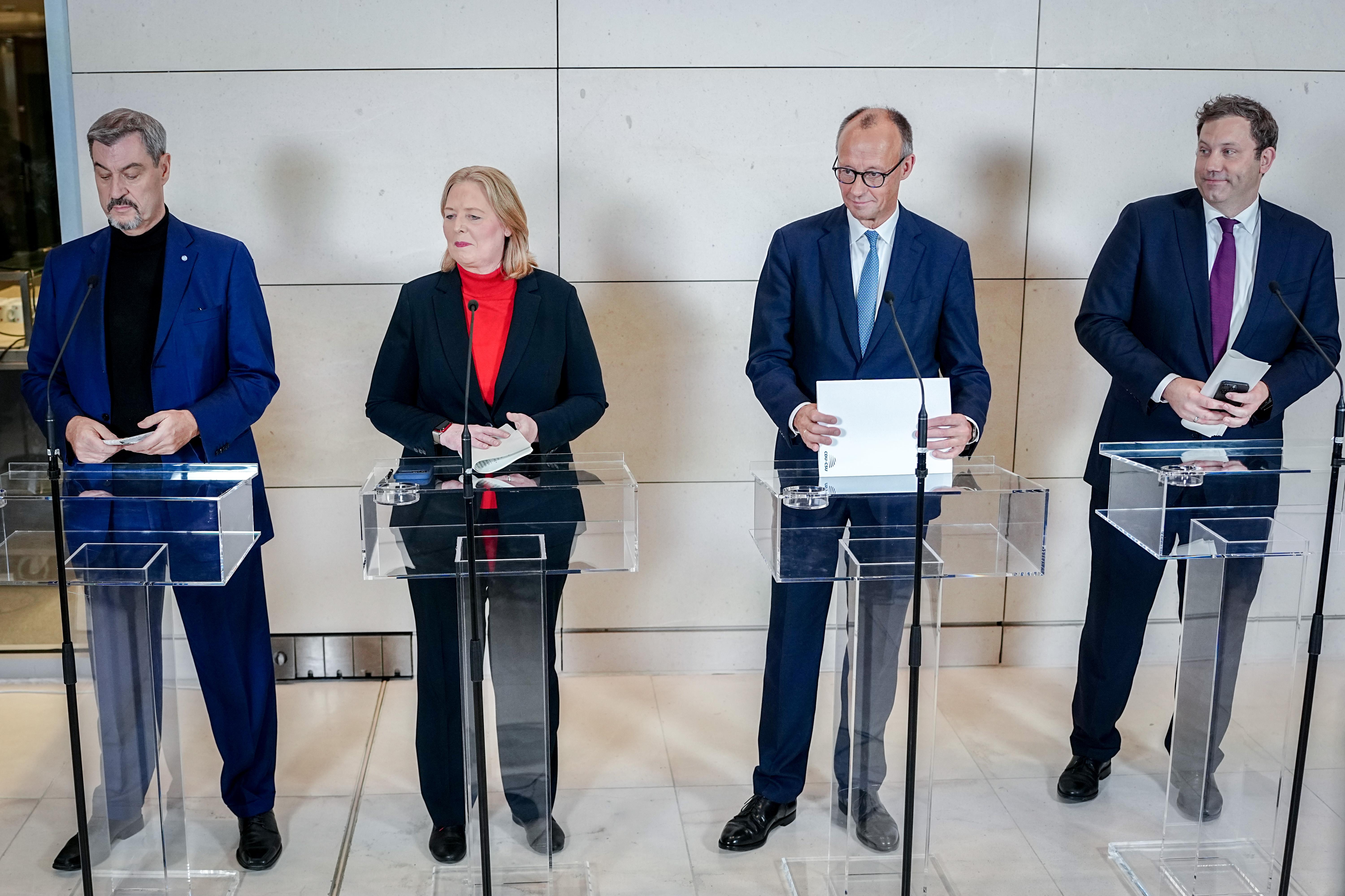Die Spitzen der schwarz-roten Koalition v.l.n.r.: Markus Söder (CSU), Bärbel Bas (SPD), Friedrich Merz (CDU) und Lars Klingbeil (SPD).
