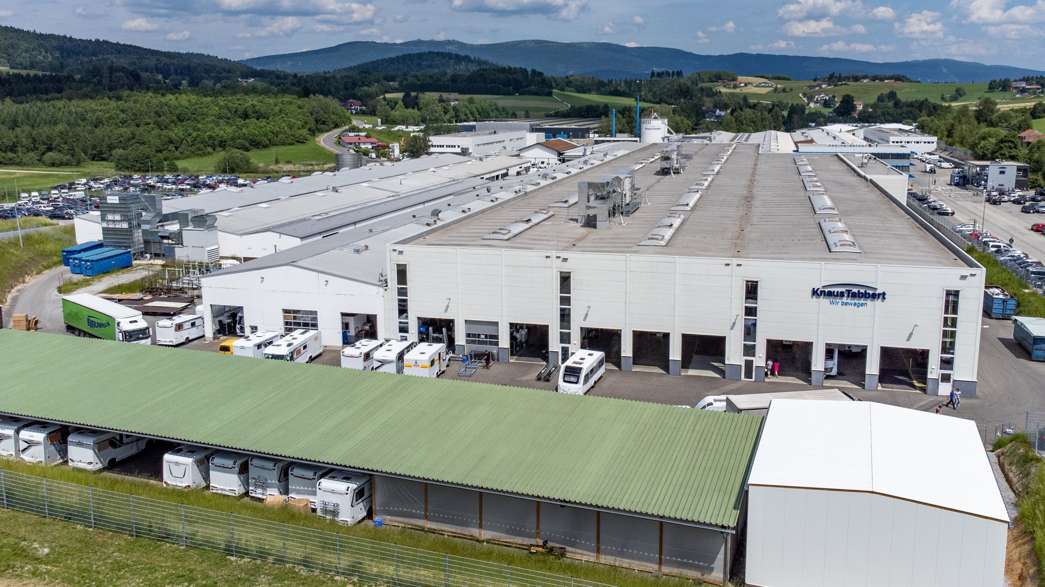 Das Werksgelände der Knaus-Tabbert AG in Jandelsbrunn im Bayerischen Wald.