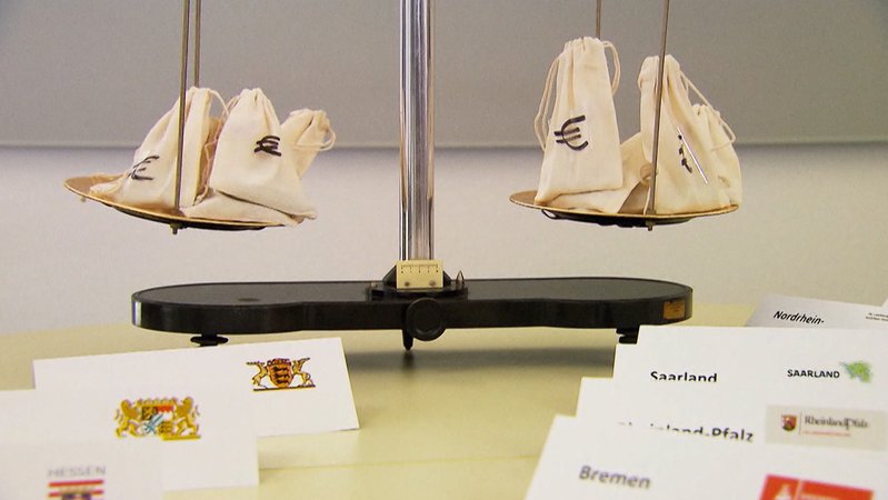 In Bayern flammt gerade ein altes Feuer wieder auf: Der Länderfinanzausgleich. | Bild: BR In Bayern flammt gerade ein altes Feuer wieder auf: Der Länderfinanzausgleich.