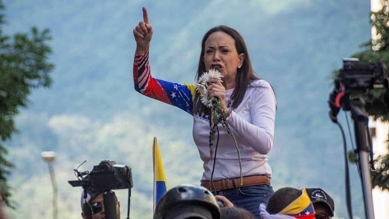 Die venezolanische Oppositionsführerin María Corina Machado bei einem ihrer letzten öffentlichen Auftritte Anfang Januar in Caracas. | Bild: picture alliance / ZUMAPRESS.com | Jimmy Villalta Die venezolanische Oppositionsführerin María Corina Machado bei einem ihrer letzten öffentlichen Auftritte Anfang Januar in Caracas.