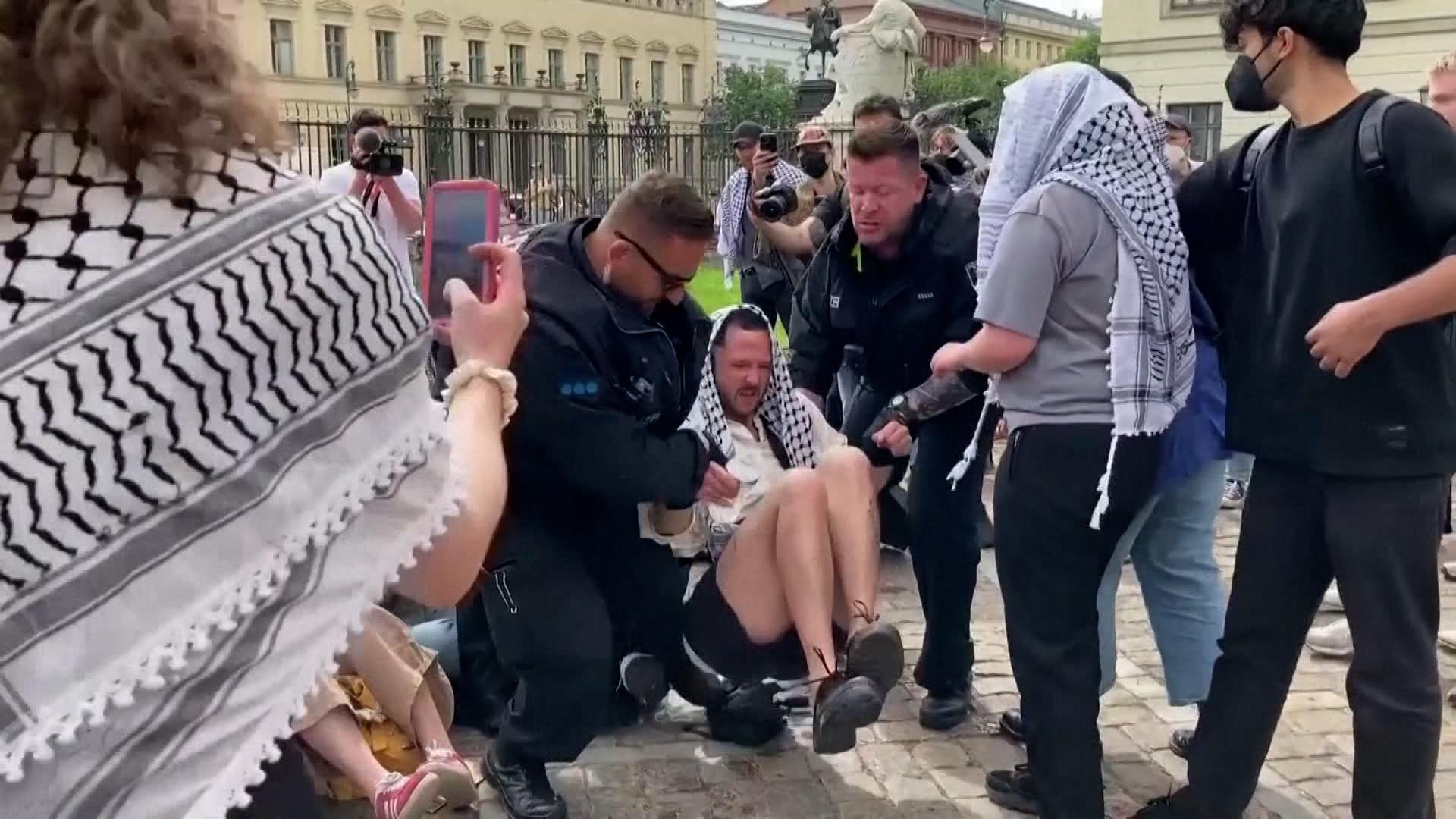 Wegen Pro-Palästina-Protesten: Experten fordern hartes Durchgreifen gegen Antisemitismus an den Unis.  